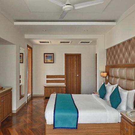 Click Hotel נאסיק מראה חיצוני תמונה